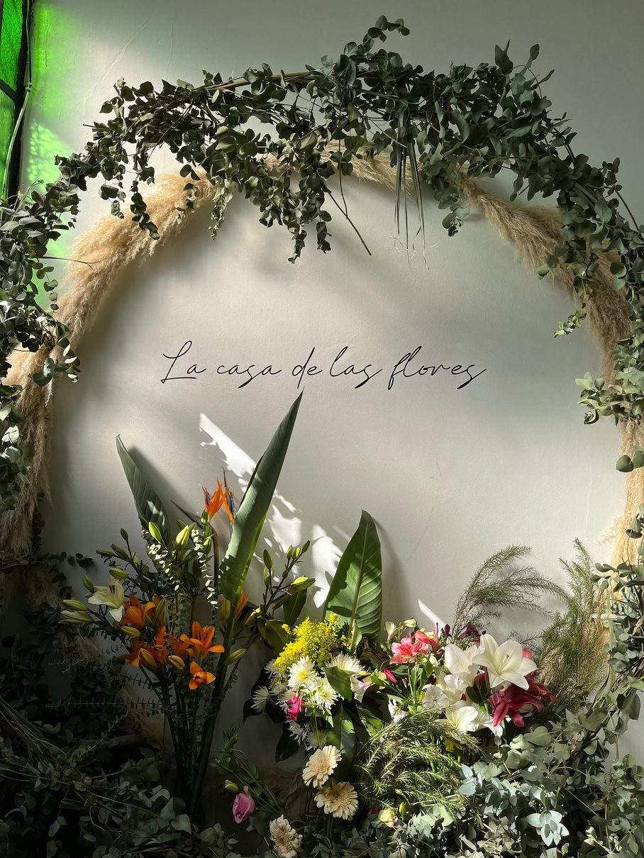La Casa de las Flores, florería propia de Winifred en Mendoza